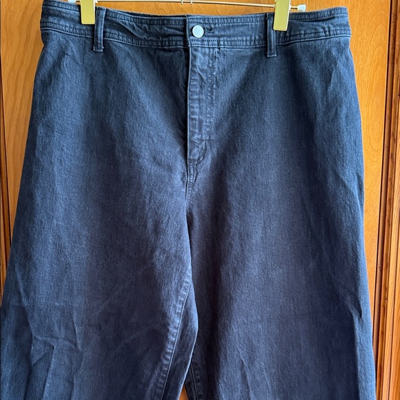 Universal Thread Black Wide Leg Jeans - Picture 2 of 4